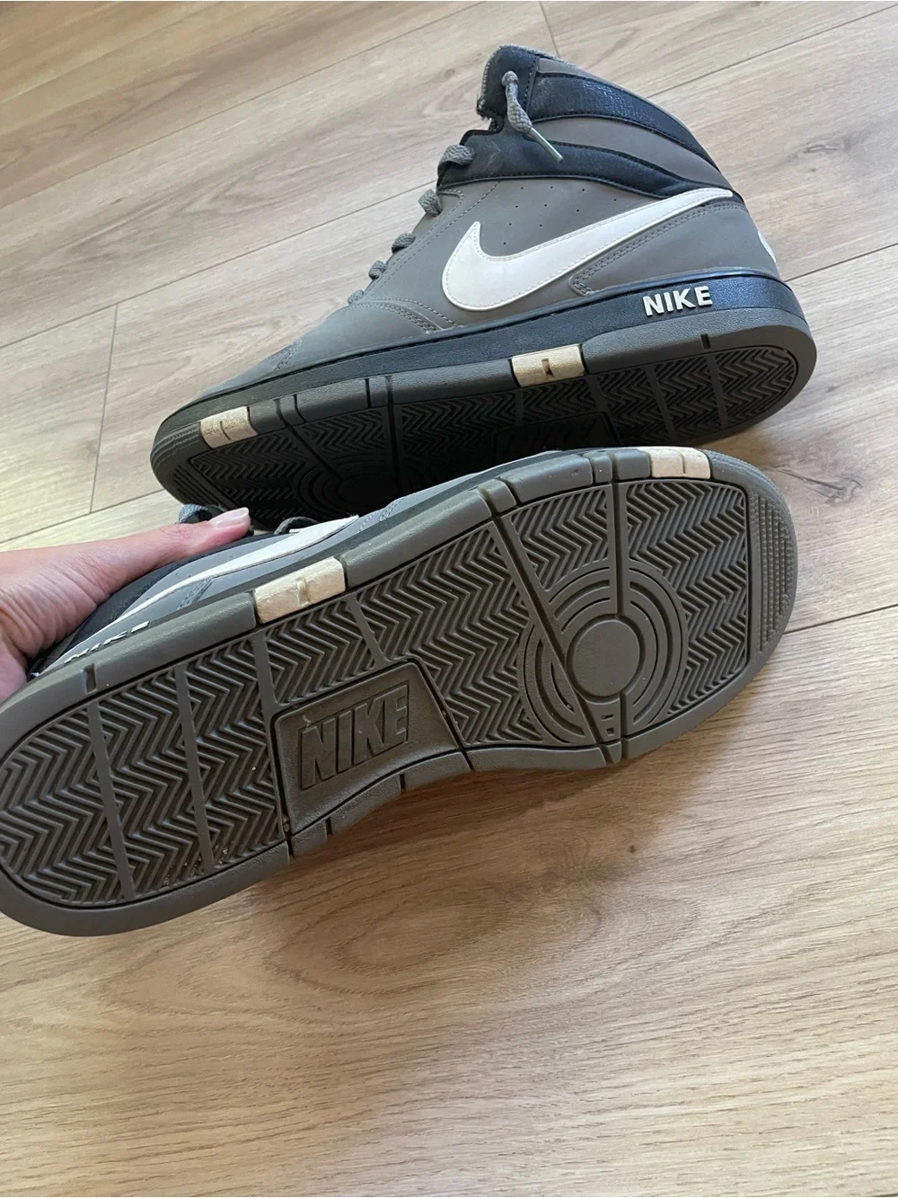 Nike Men’s Prestige IV Gray High-Top Sneakers